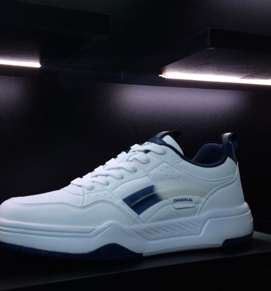 Zapatilla Deportiva Original Punto – 25228‑M4 – Blanco / Azul Marino